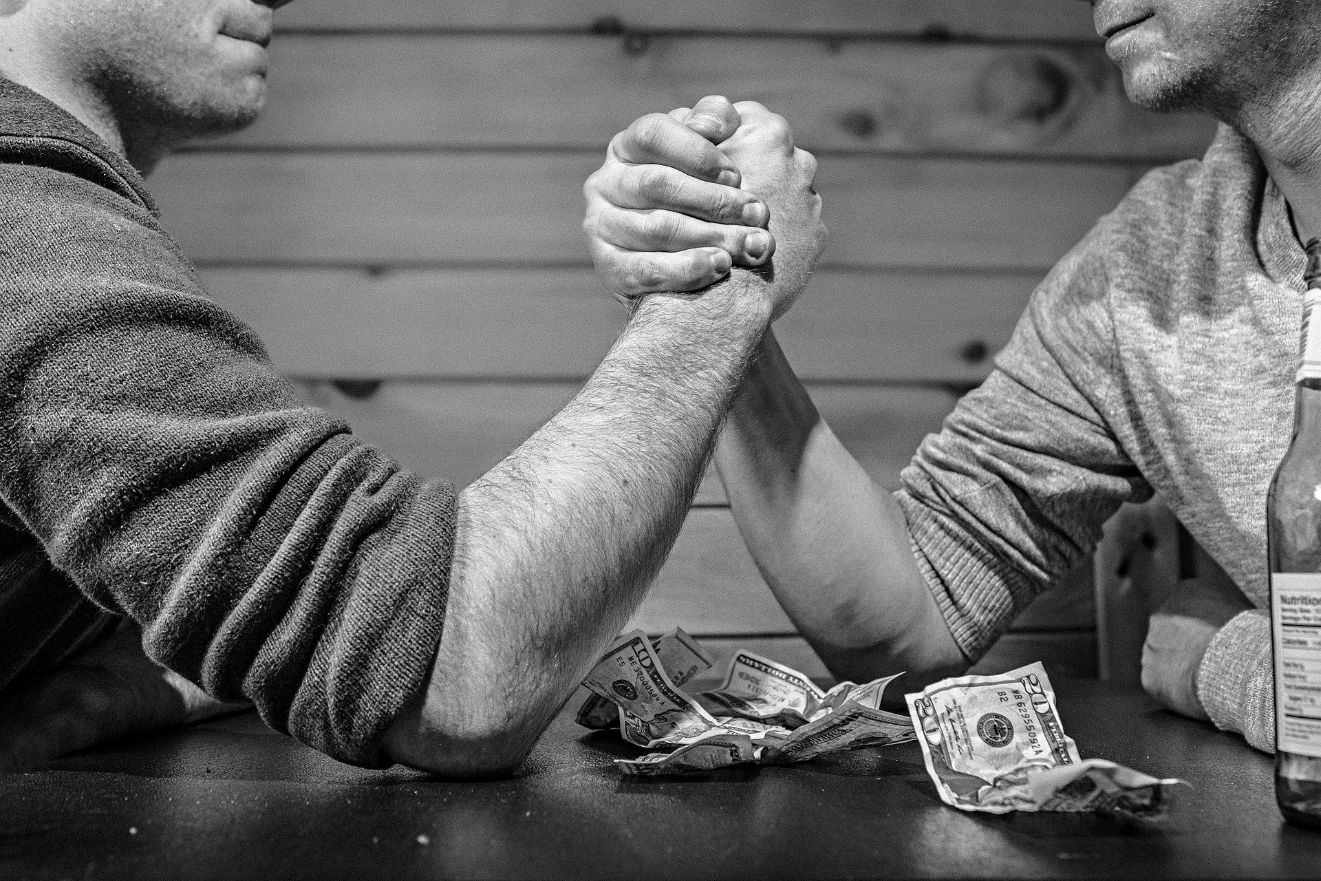 Algunos ejemplos de violencia económica Trebolarium Algunos ejemplos de violencia económica Trebolarium